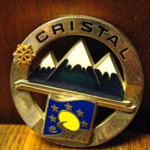 Cristal Snowflake Mountain French Vintage Lapel Pin